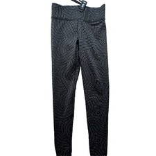 TEREZ Galaxy Psychedelic Printed Athletic Leggings Size XS Crop Capri 26  Ins.