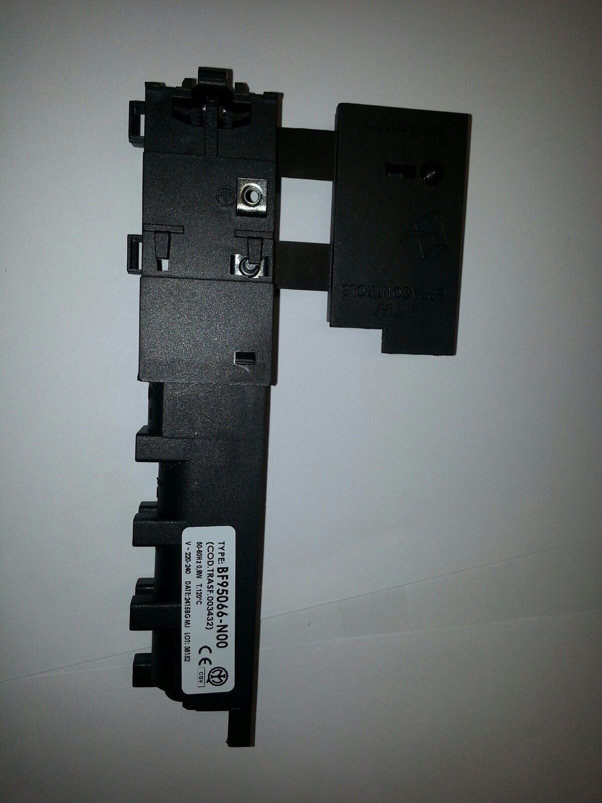 Assemblage bornier boite 38 OKI 3572093015 neuf pour répartiteur réseau