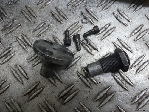 BMW K10o RT,RS,LT EZ:89 Schwingenbolzen Set 72509