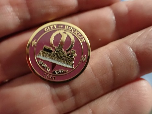 Rockland California lapel pin bx 12 #23