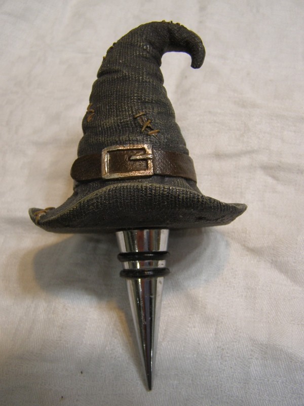 Nice Witch's Hat Wine Bottle Stopper 6" Long 3" Diameter