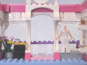 New/ without the box. complete Lego Friends Heartlake Mall 41058.