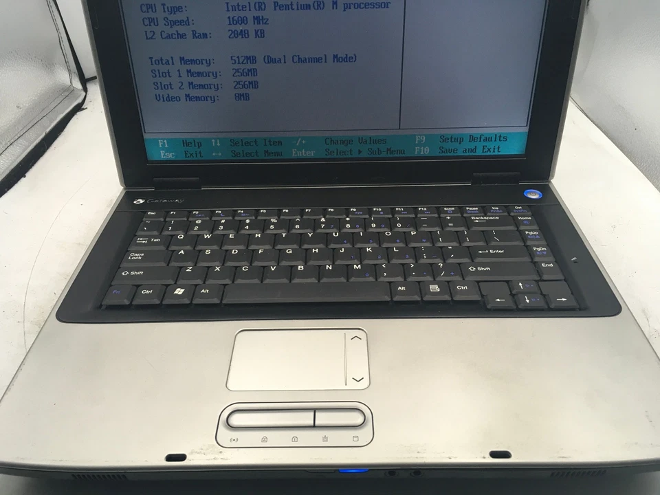 GATEWAY M460 - BOOTS TO BIOS - INTEL PENTIUM M - 512MB RAM - 15" - READ DESC -BB - Image 3 of 4