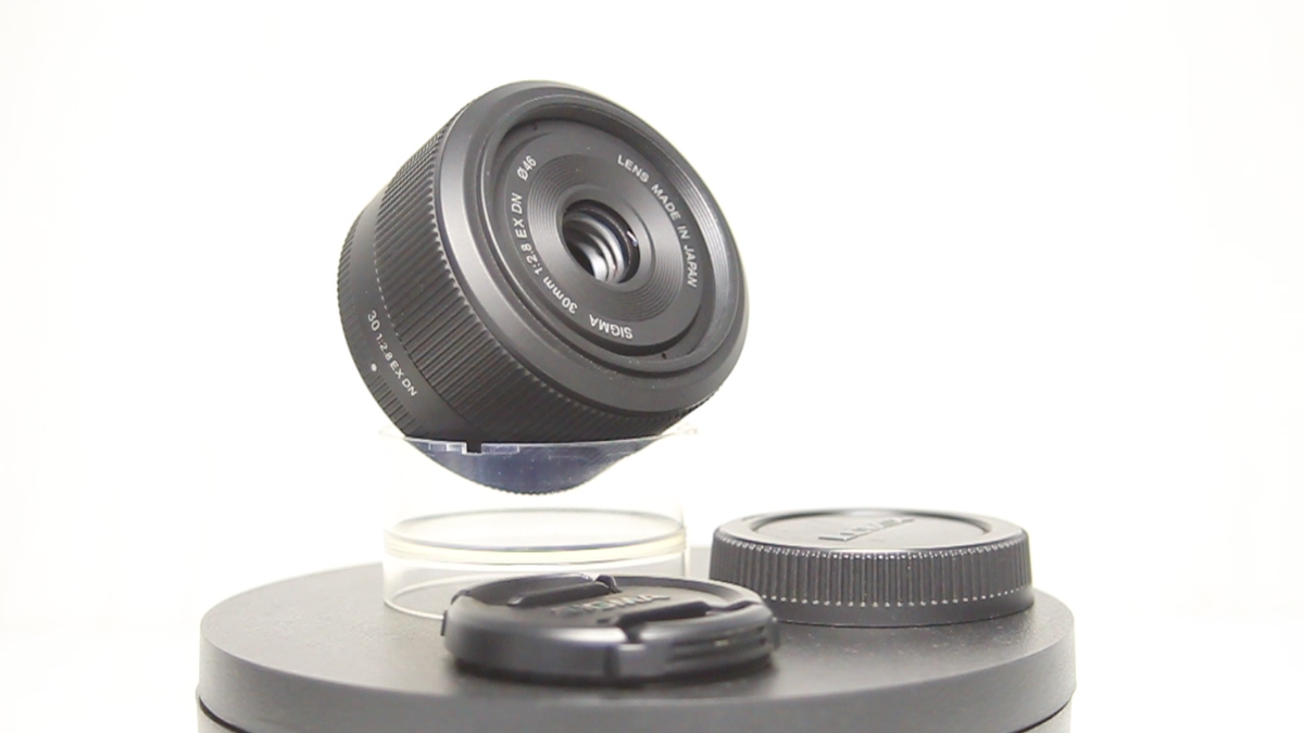 Excellent++ Sigma 30mm F/2.8 EX DN Lens Black Micro Four