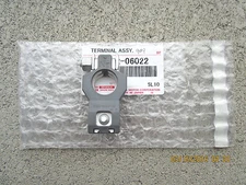 92 - 01 TOYOTA CAMRY BATTERY -NEGATIVE TERMINAL CONNECTOR OEM BRAND NEW