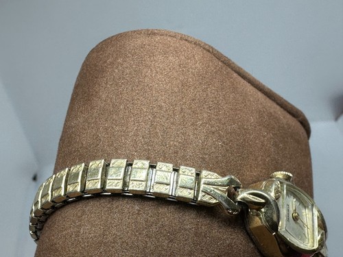 Vintage CARAVELLE N2 Gold Tone Women's Watch - Picture 7 of 10