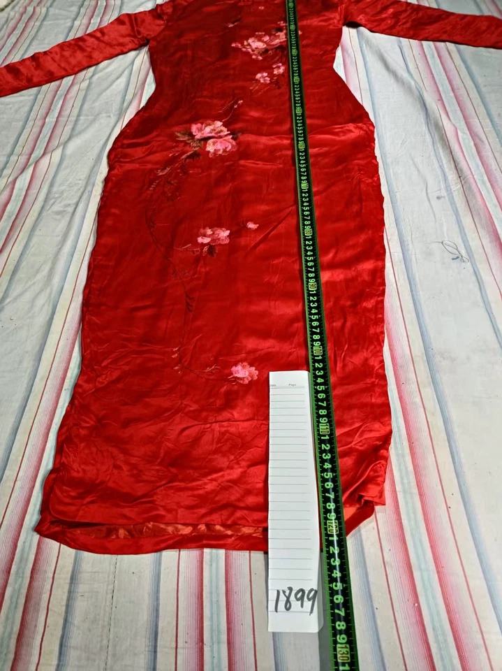 Antique Chinese Qing Dynasty Silk Robe, Vintage Embroidered Costume Collectible - Image 2 of 4