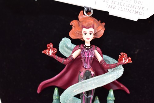 SCARLET WITCH LIGHT - UP LIVING MAGIC SKETCHBOOK ORNAMENT 2023 NIB - Picture 3 of 5