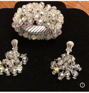 Vintage Beaded Rhinestone Stretch Bracelet And Matching Earrings Marked Japan