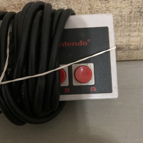 Original Nintendo Brand NES Controller OEM Official NES-004 - Picture 5 of 5