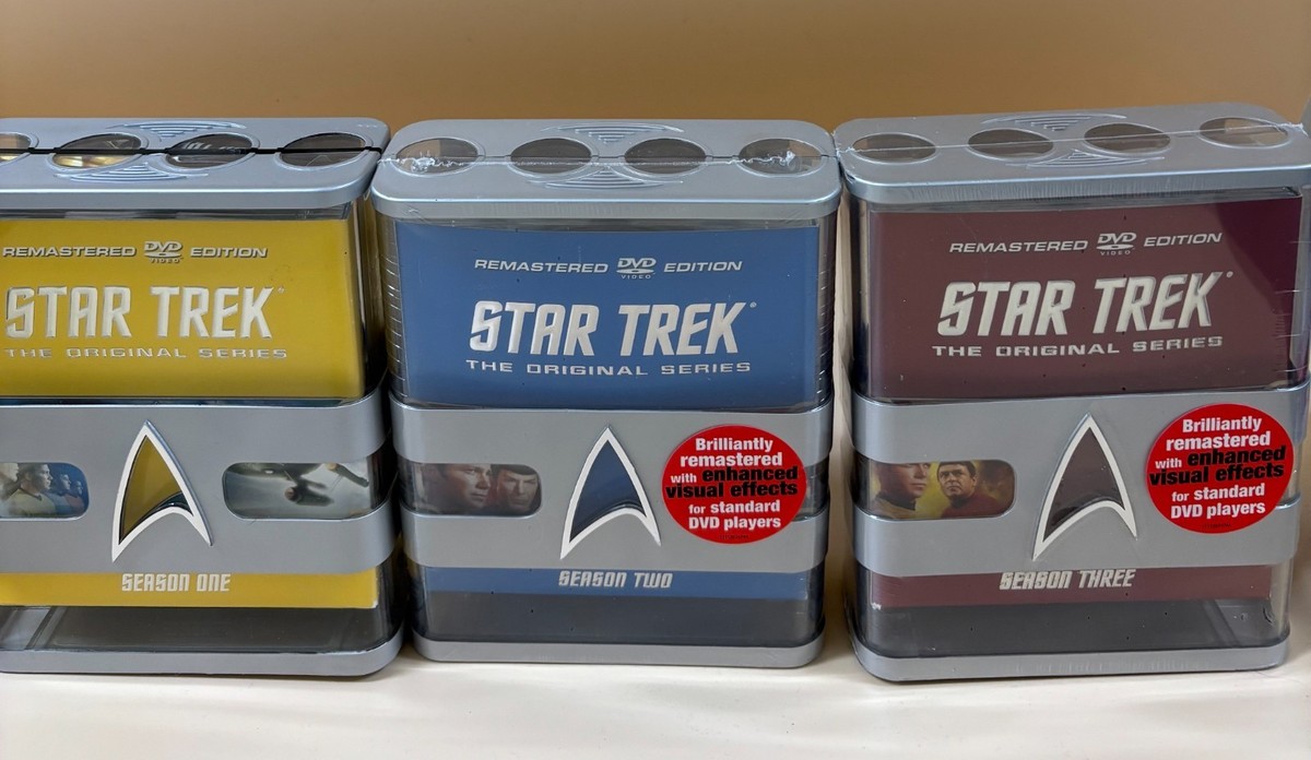 STAR TREK: THE ORIGINAL SERIES DVDセット Amazon.com: Star Trek: The Original Series: The Complete