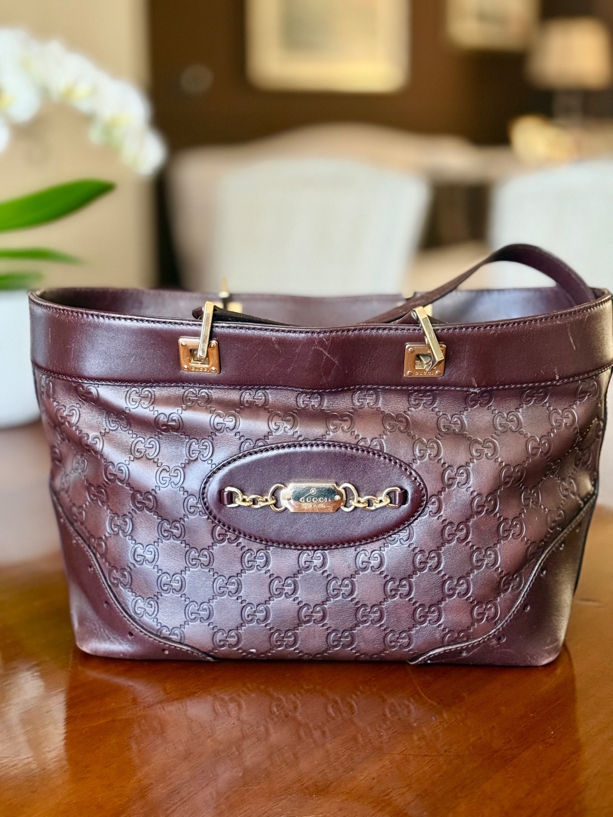 Borsa Gucci marrone, usata ma in buone condizioni, 35 cm larghezza x 23 altezza