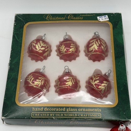 Adornos navideños de vidrio vintage decorados a mano rojo y dorado Commodore Rumania - Imagen 3 de 7