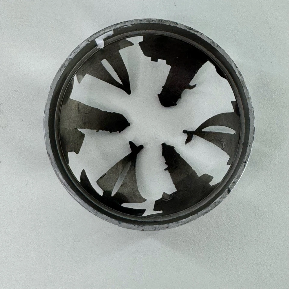 Yankee Candle iIluma Tarro Tapa Topper 2003 Art Deco Bronce 14.5 y 22oz Frascos Foto 2 de 2