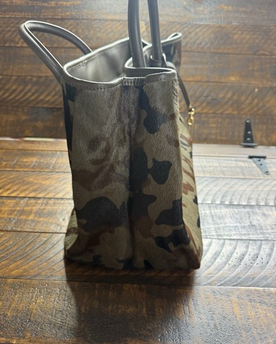 Mark & Graham Elisabetta Calf Hide Slouch Camo Handbag Italy - NWOT - Picture 3 of 8