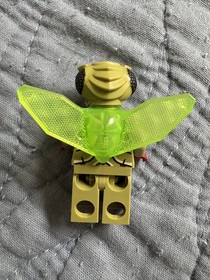 LEGO Galaxy Squad Minifigures lot  Mantizoid and two Winged Mosquitoes 