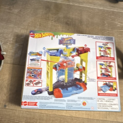 #ad Hot Wheels Stunt amp; Splash Car Wash Diecast Vehicle Multicolor Play Set $56.50