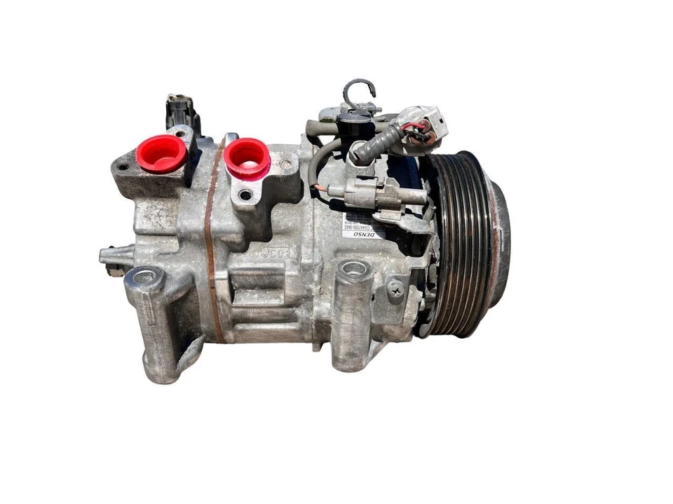 2018-2020 Toyota Sienna A/C Compressor - Image 3 of 4