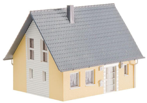 130317 Faller HO Kit of a Detached house, yellow - NEW - Picture 2 of 3