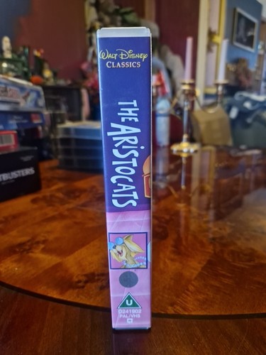The Aristocats (VHS, 1990s) With Stickers - Picture 2 of 11