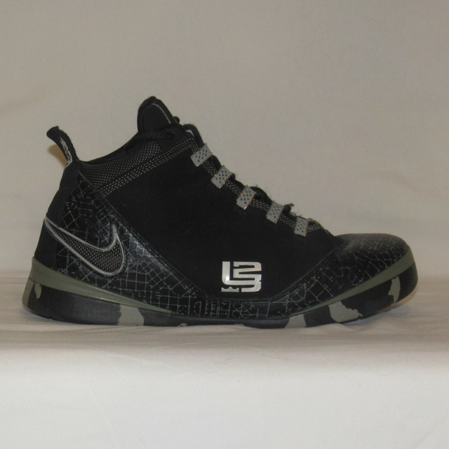 nike lebron soldier 2