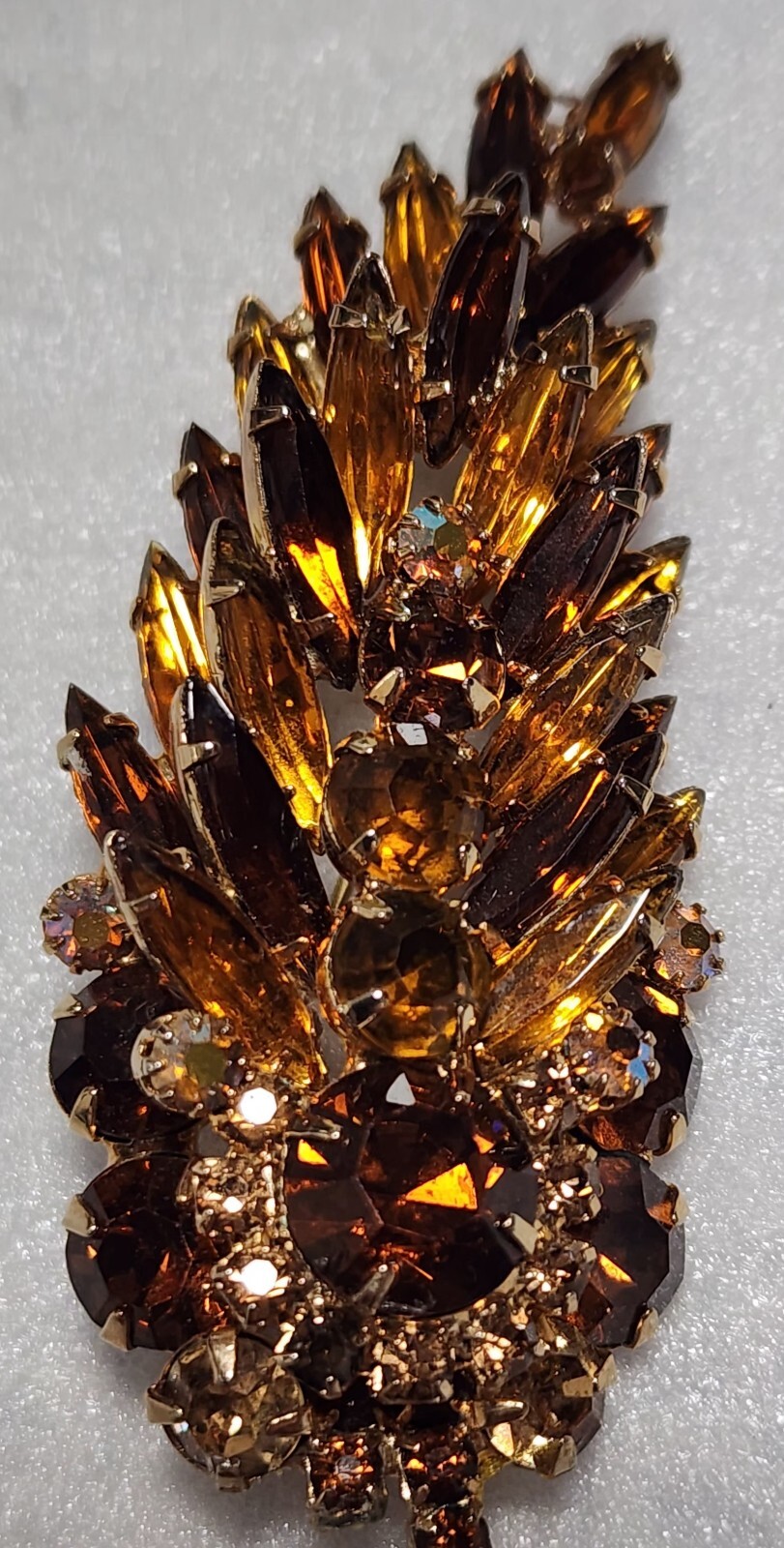 Alice Caviness Signed Dimensional Fall Color Rhin… - image 6