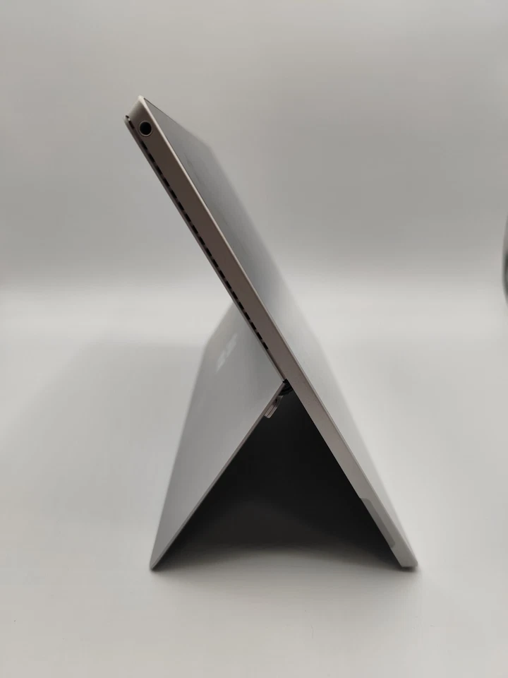 Microsoft Surface Pro 4 - m3 / i5 / i7 - 4GB / 8GB - 128GB / 256GB - 12,3" - Gut - Bild 2 von 4