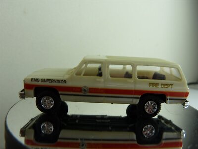 Trident 90054 US Chevy EMS Fire Rescue 1/87 USA Feuerwehr NEU+OVP   