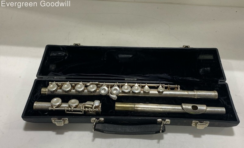 King Cleveland Vintage Flute (Missing Crown) w/ Case