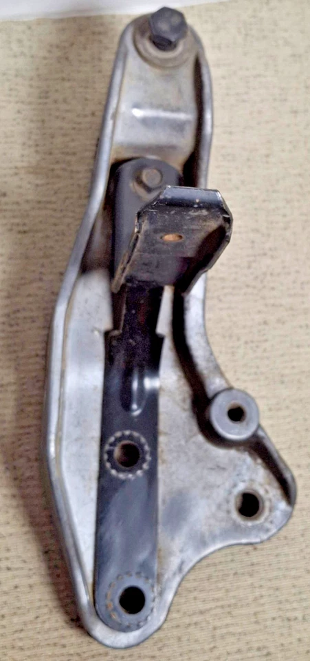 Cadillac Eldor/Seville 1988-1995 4,9 soporte de puntal de par de montaje de motor LH 3521040 Foto 3 de 4