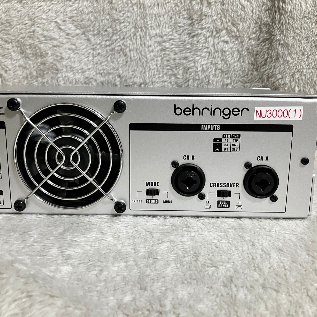 BEHRINGER ベリンガー パワーアンプ iNUKE NU3000 ケース付 BEHRINGER ベリンガー パワーアンプ iNUKE NU3000 ケース付