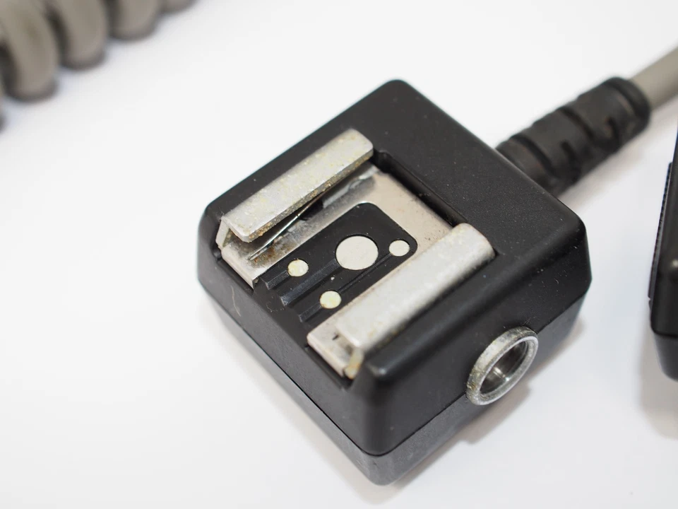 Nikon Genuine SC-17 Off Camera TTL Flash Extension Remote Cord - Boxed - Image 2 of 4