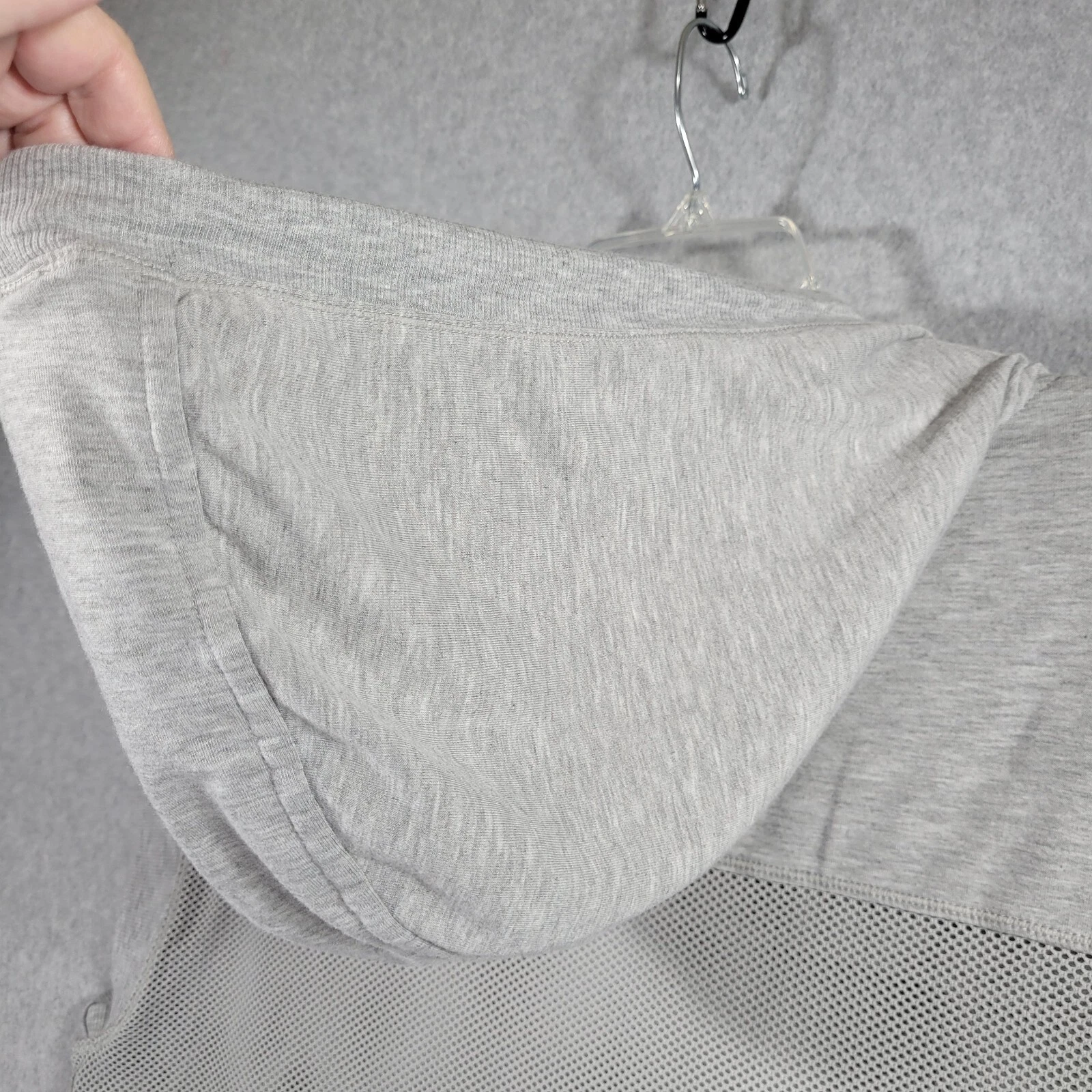 yogalicious hooded mesh insets sleeveless shirt