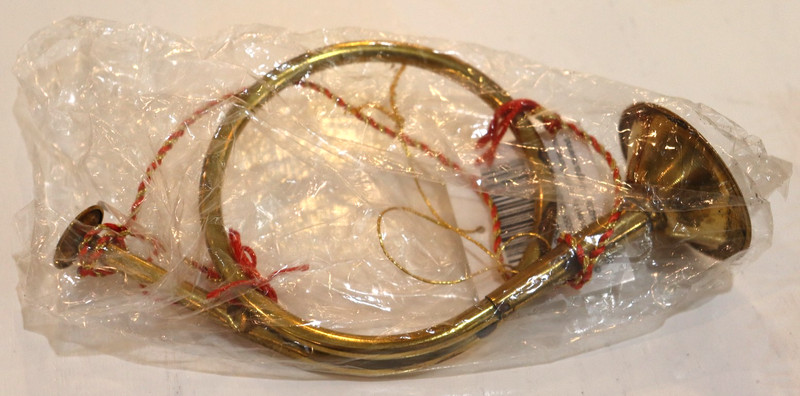 NWT Mini Decorative Brass French Horn By Santa’s Workbench