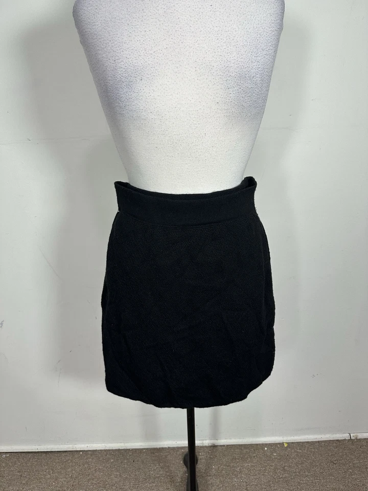 Falda para mujer Willi Smith color negro talla M Foto 2 de 4