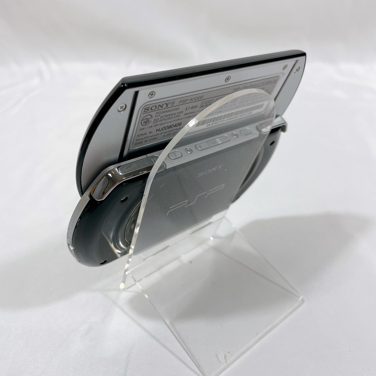 Sony PSP GO │ PSP-N1000 │ Black / White │ Console Only │ Japan