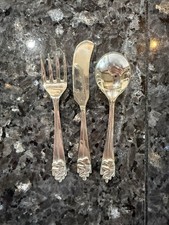 RARE MV-29 RVE Sterling Child Silver Set W/Elephants 925