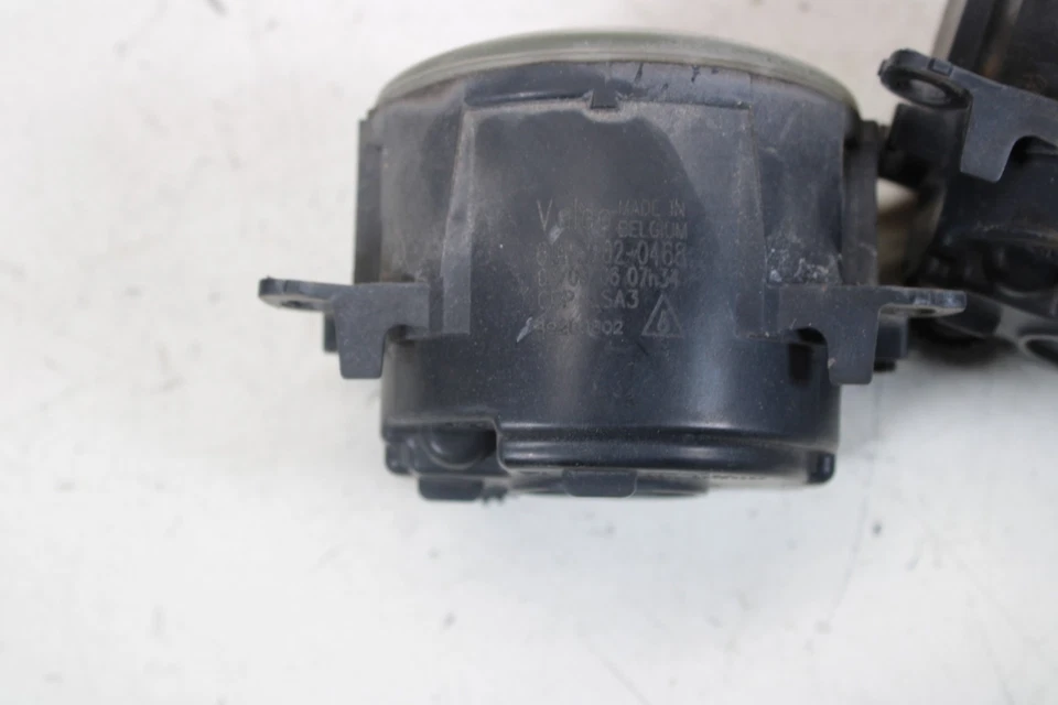 Faro antiniebla Valeo 88358 se adapta a muchos modelos. Ford Focus, Fiesta y muchos más Foto 3 de 3