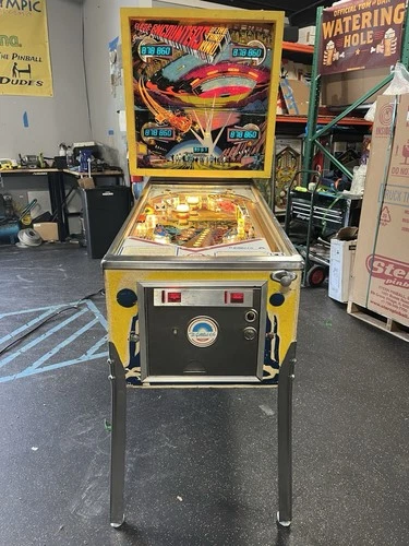 1978 CLOSE ENOUNTERS OF THE THIRD KIND PINBALL MACHINE  REFURSISHED PLAYS GREAT