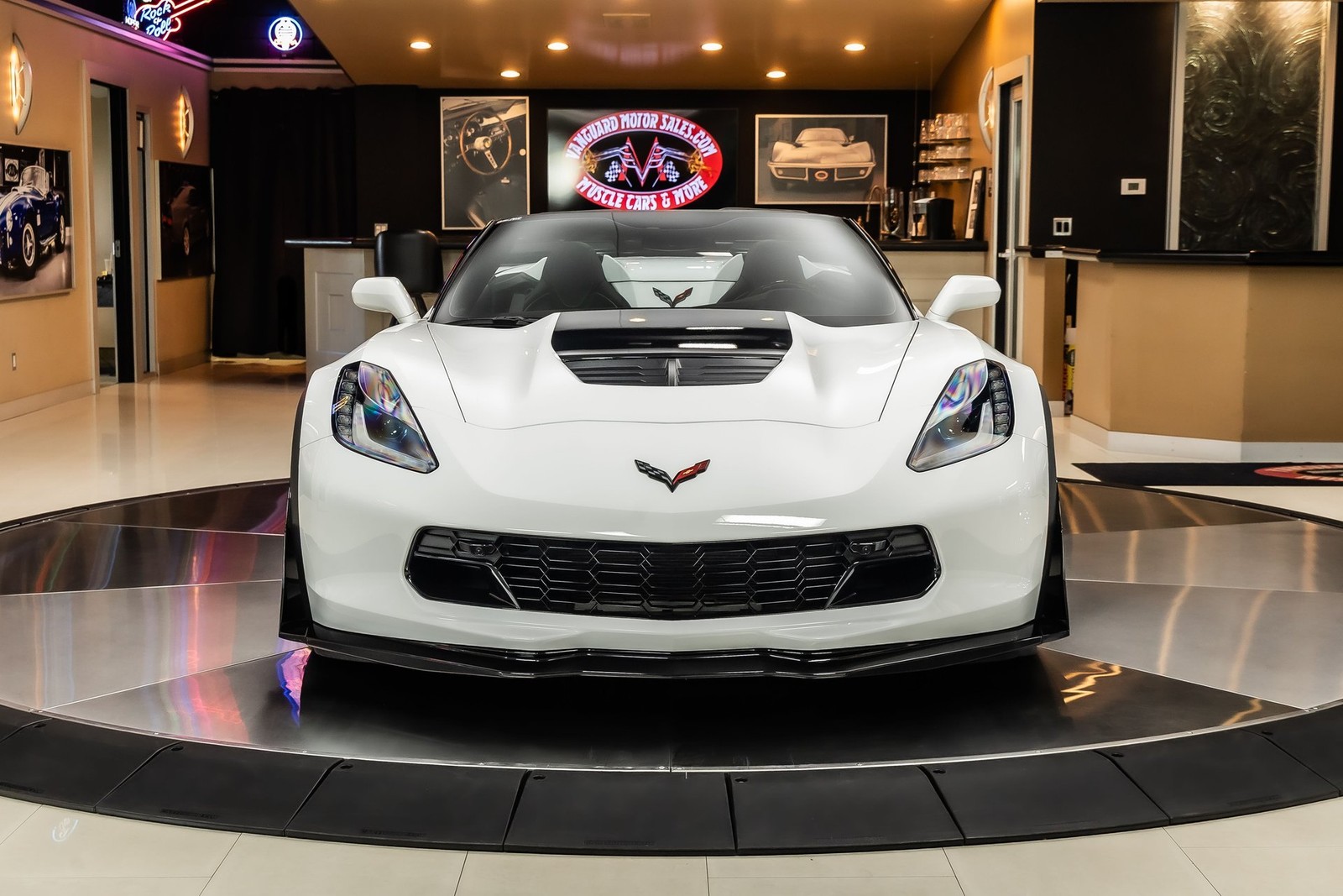 2019 White Chevrolet Corvette Z06 3LZ | C7 Corvette Photo 8
