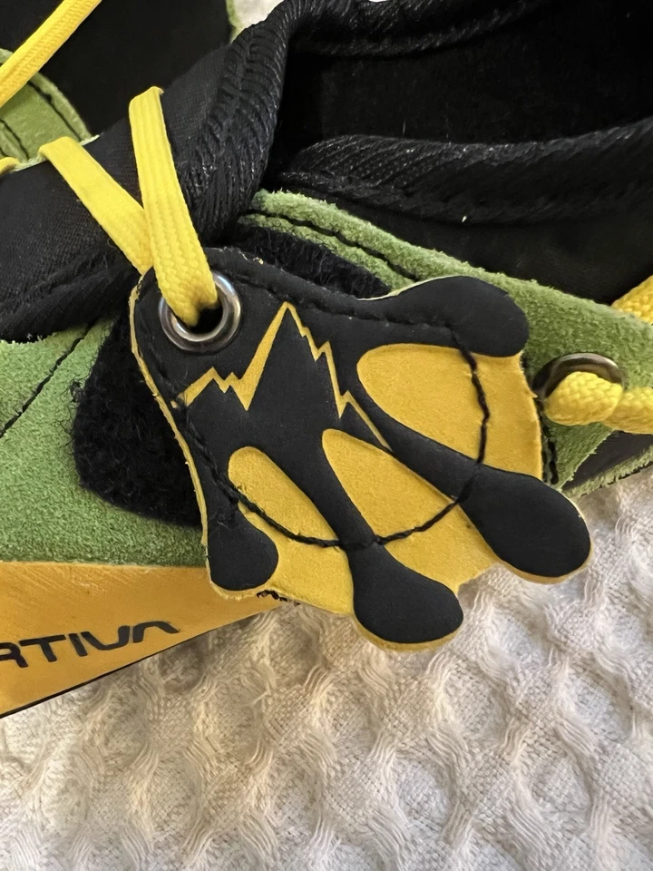 Jóvenes 10-11 LA Sportiva Stick-It Escalada Rock Zapatos Verde Amarillo Excelente Estado Foto 2 de 4