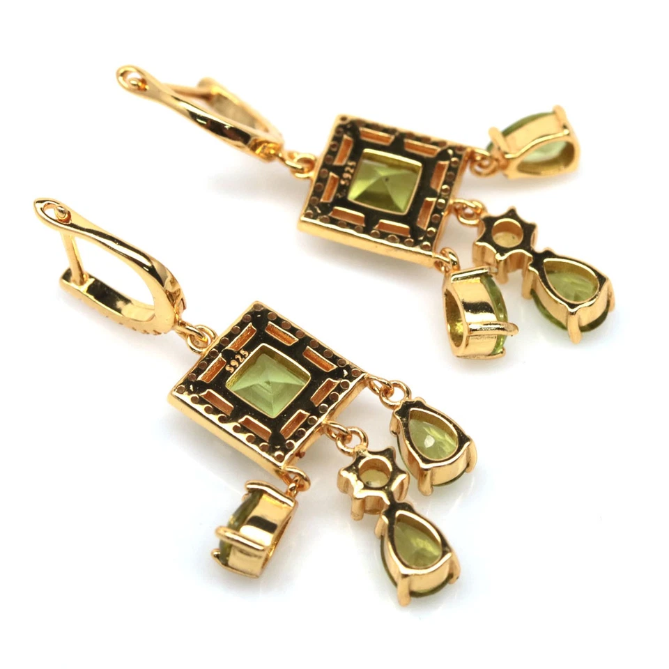 925 Silver Handmade 6 x 6 mm. Green Peridot & White Zircon Earrings - Image 3 of 4