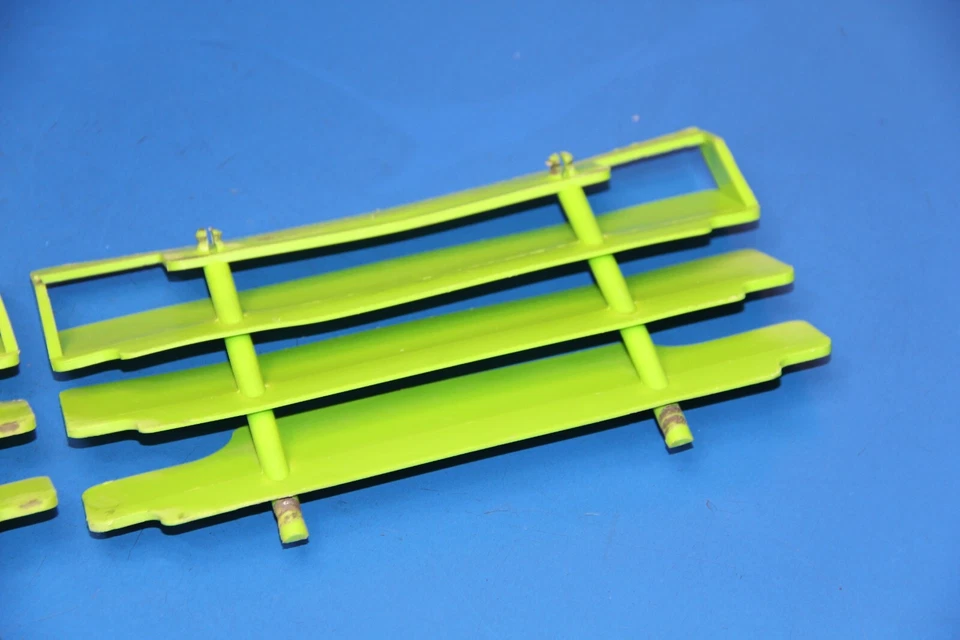 1993 90-93 KX250 KX125 KDX250 Radiator Grills Green Left Right Pair Air Scoop - Image 4 of 4