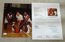 Julius Erving Cards and Memorabilia Guide 49