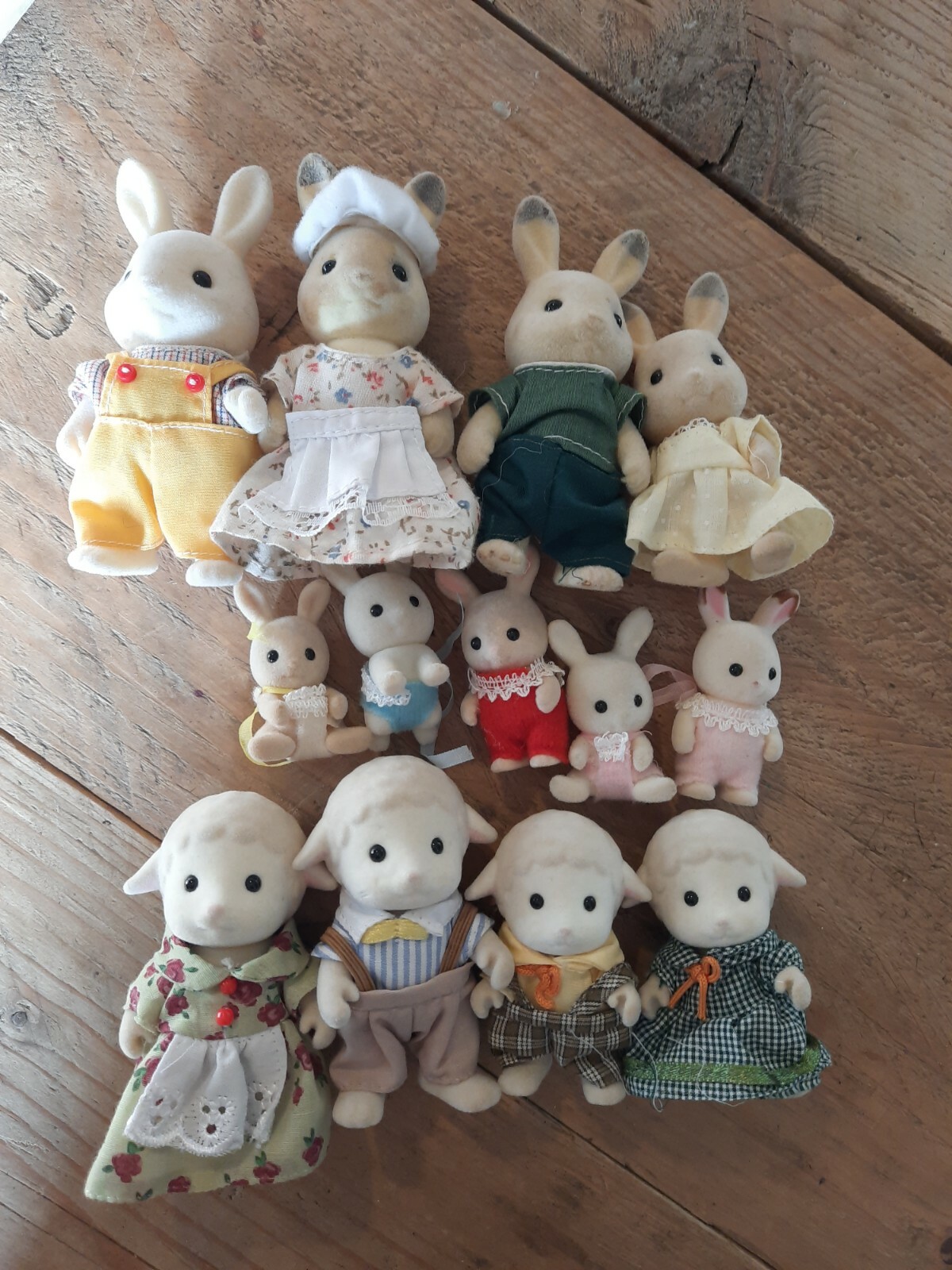 sylvanian families figures