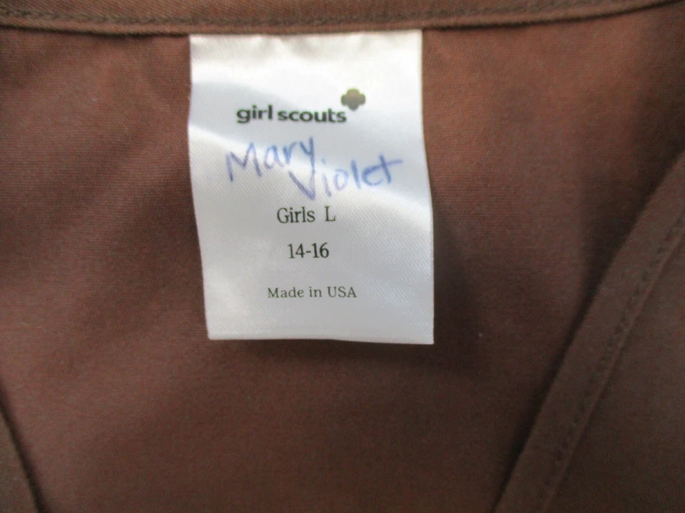 Girl Scouts Vest Girls Large 14/16 Brown Uniform Badge Made in USA Camping - Image 2 of 4