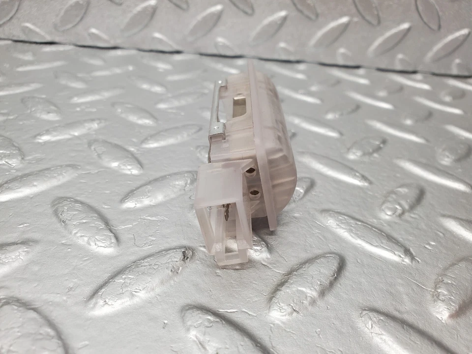 ⚙48041⚙ Luz interior maletero Mercedes-Benz R230 350SL cupé 2208201901 Foto 4 de 4