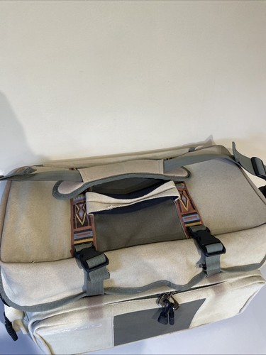 Airflo Outlander Carryall Bag With Shoulder Strap & Inside Dividers Tackle Bag - Picture 4 of 15