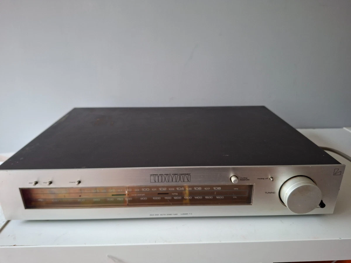 Tuner AM/FM Luxman T-215L (1984-87) - Fabriqué Au Japon - Bon état De Marche