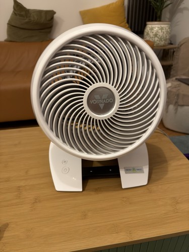 Vornado 6303DC Air Circulator Fan with Remote Control White Excellent Condition